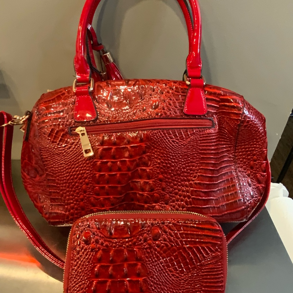 A lovely nice size bag